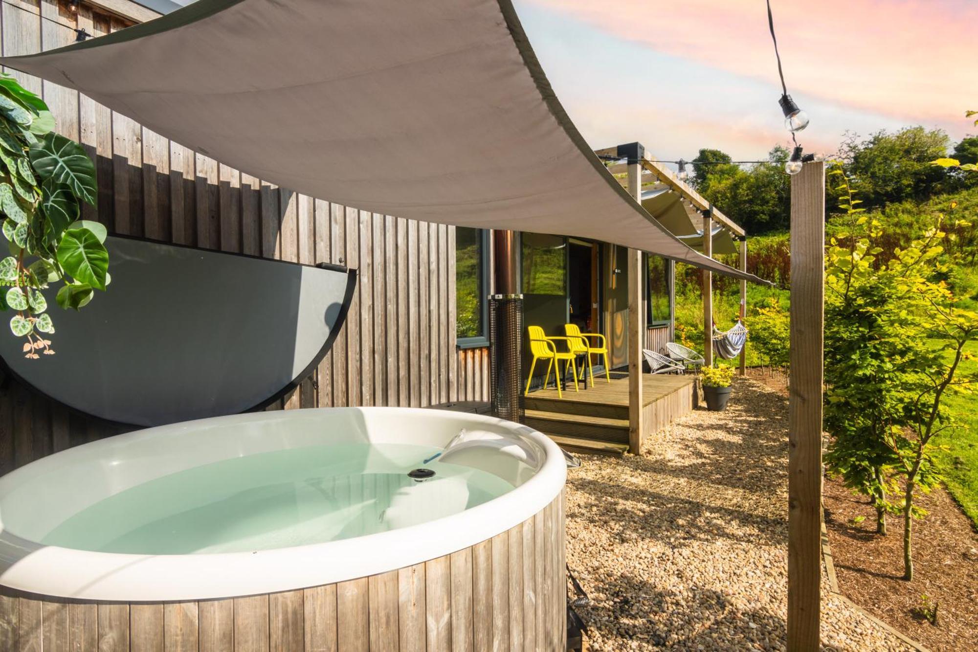 The Hive - Unique Hot Tub Cabin In 米尔波特 外观 照片