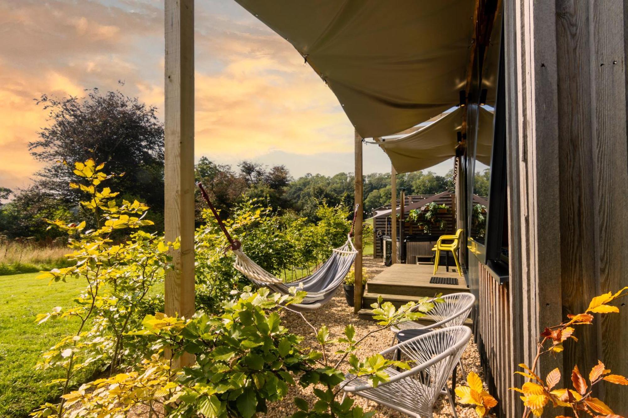 The Hive - Unique Hot Tub Cabin In 米尔波特 外观 照片